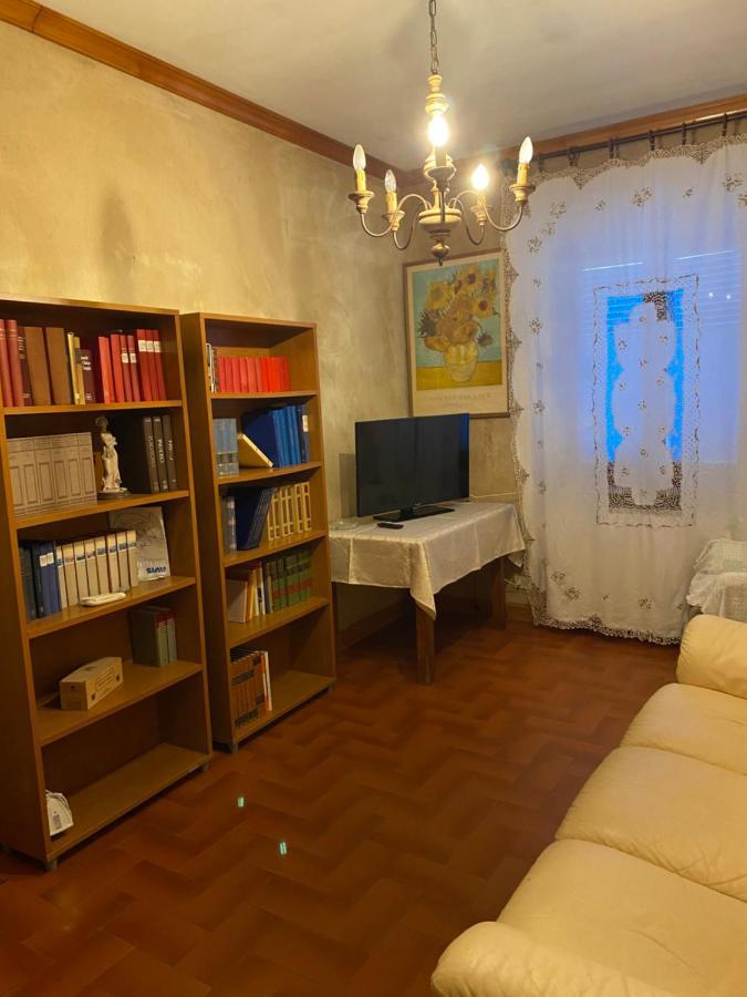 Casa Degli Zii Appartamento Letizia Luni エクステリア 写真