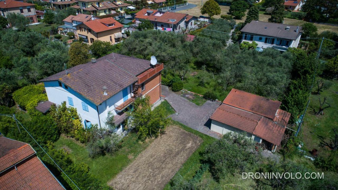 Casa Degli Zii Appartamento Letizia Luni エクステリア 写真