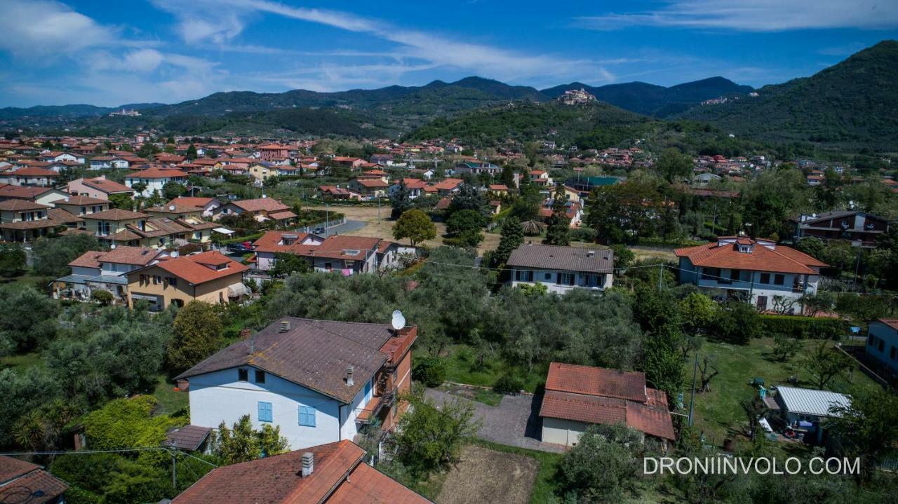 Casa Degli Zii Appartamento Letizia Luni エクステリア 写真