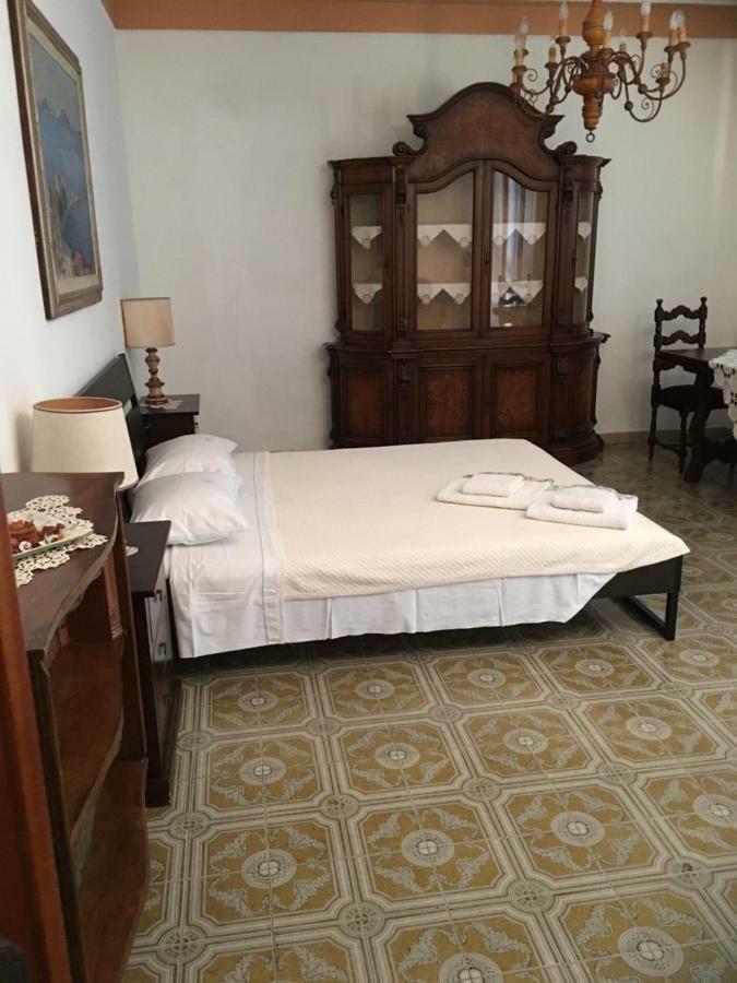 Casa Degli Zii Appartamento Letizia Luni エクステリア 写真